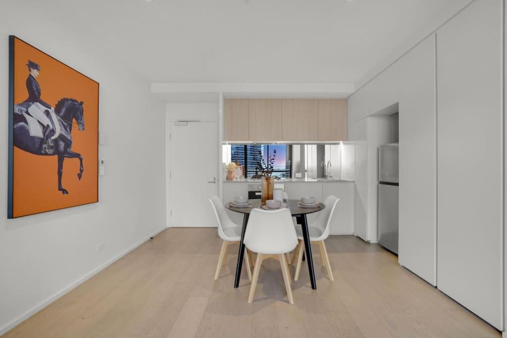 Nest By The Sea-tranquil River Views 2b1b1c * Melbourne